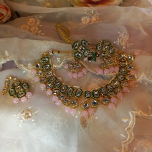 Pink kundan set