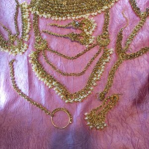 Kundan bridal jewellery set