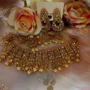 Light gold crystal choker set