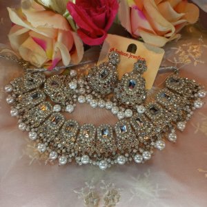 Silver crystal polki set