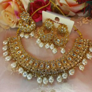 Crystal white stoned pearly chain set