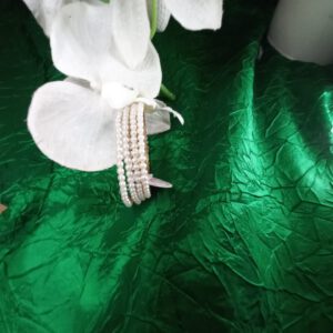 4 piece pearl bangles