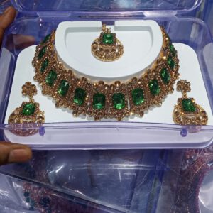 Bottle green@gold crystal set