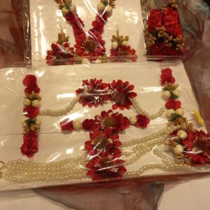 Bridal flower set with full attachments
