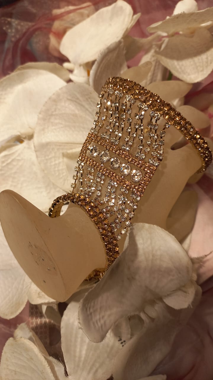 Broad-crystal-hand-bracelet-R399.jpeg Broad crystal hand bracelet