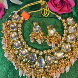 Crystal mitha set