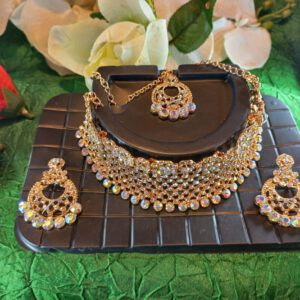 Crystal choker set