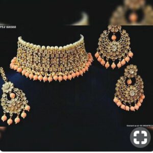 Crystal set with peach