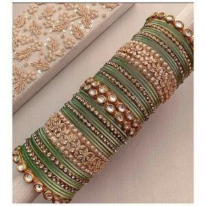 Eastern bangles per hand