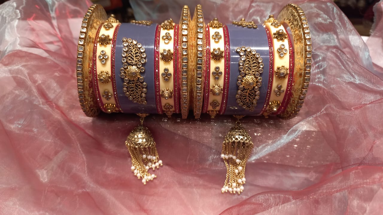 Eastern-bangles-R279-for-2-hands.jpeg Eastern bangles for 2 hands