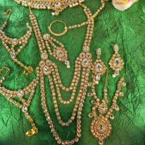 Kundan bridal jewellery gold with white stones