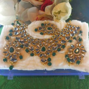 Kundan choker set
