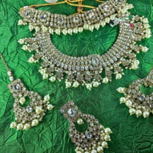 Kundan crystal choker set light gold with pearls