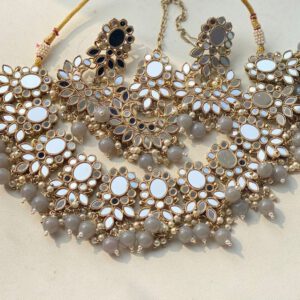 Kundan mirror set