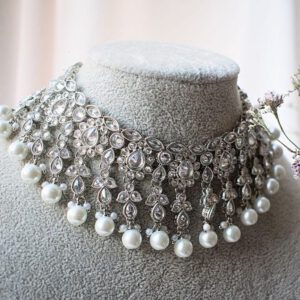 Kundan polki set with pearls