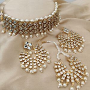 Kundan Pearl choker set