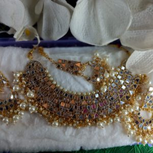 Mirror crystal set