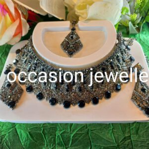 Oxidized choker set