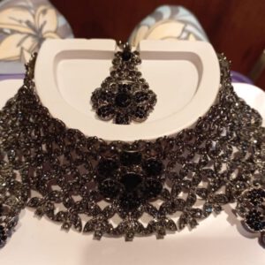Oxidized choker sets