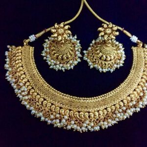 Pearl choker set