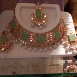 Kundan polki choker set