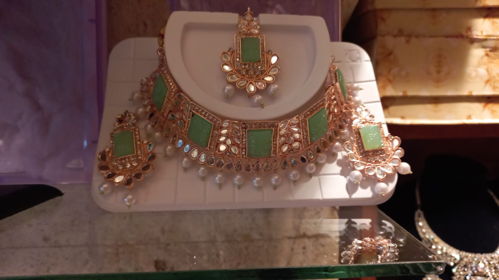 R599.jpeg Kundan polki choker set
