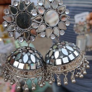 Silver mirror gymka