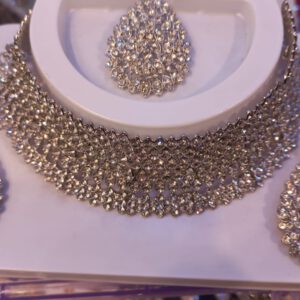 Crystal choker set