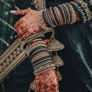 Bridal antique bangles