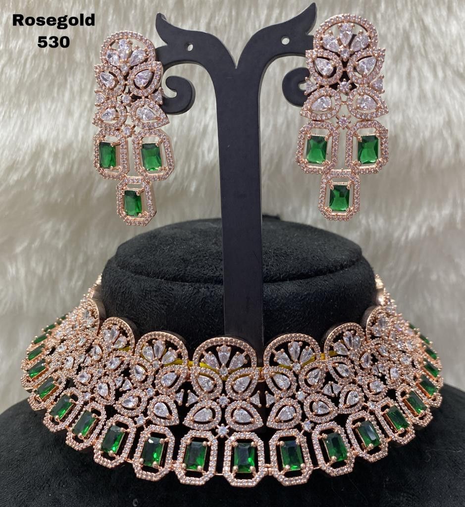 WhatsApp-Image-2022-11-20-at-12.51.02.jpeg Crystal rose gold set