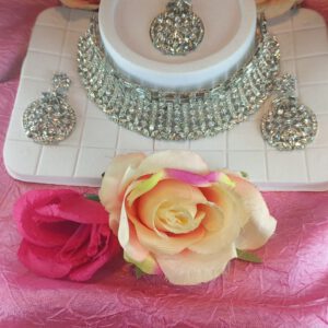 Crystal choker set