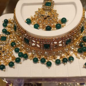 Bottle Green Crystal set